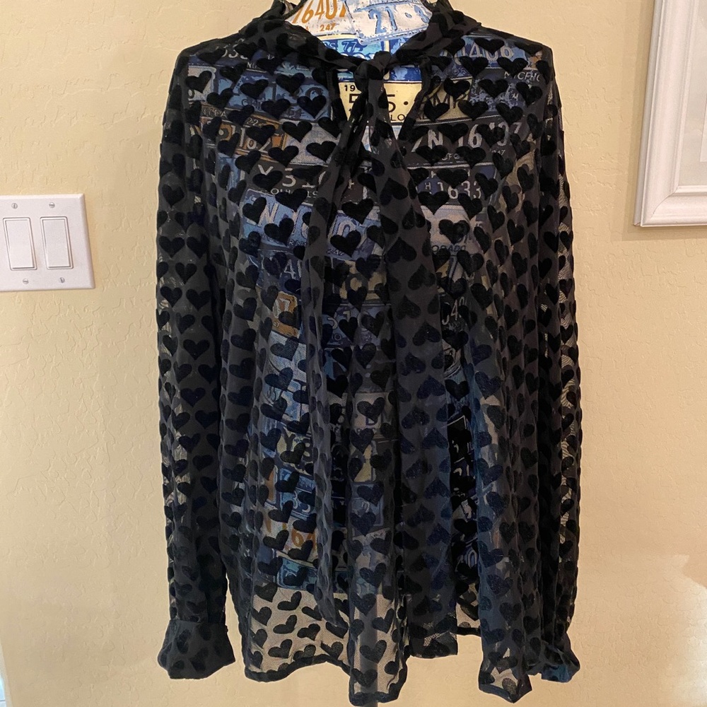 Shein blouse 4x with black velvet heart design, sheer, with tie or bow in front